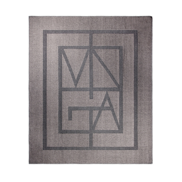 Плед VINGA Monogram из переработанного полиэстера GRS, 170x130 см