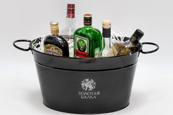 Кулер для охлаждения напитков (Wine cooler)