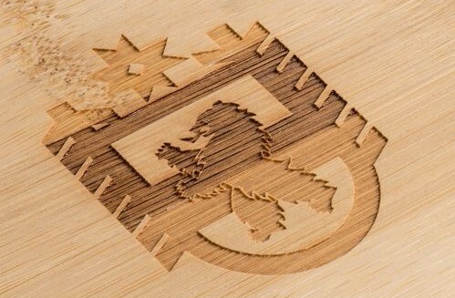 Лазерная гравировка по дереву